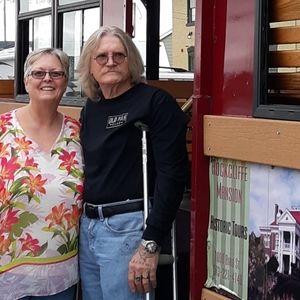 Meet your Posher, Debra